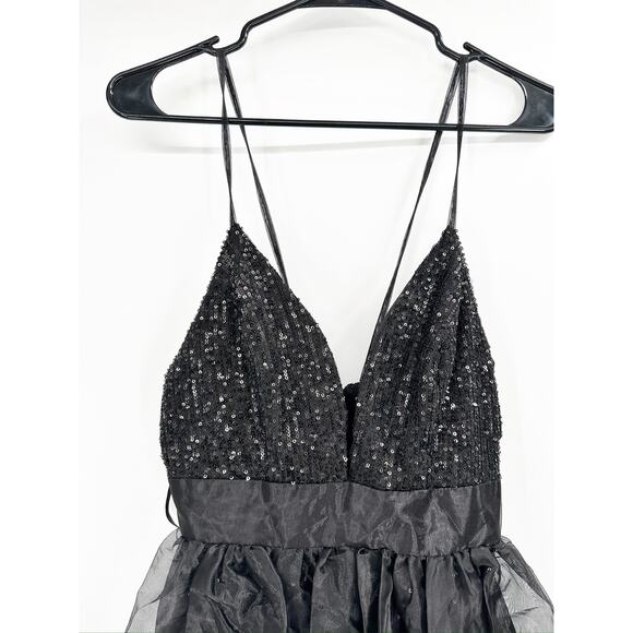 Mac Duggal 26292 Black Sequined Sleeveless Plunge Neck Bodysuit Gown Size 2 New - Picture 4 of 8